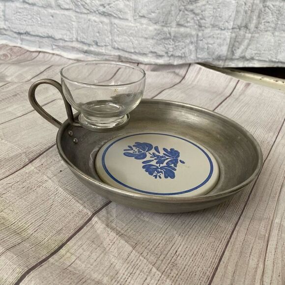 Vintage Appetizer plate w/curved handle and glass bowl for dipping sauce - Picture 1 of 4